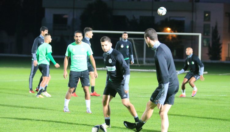 VIDÉO ET ENTRAÎNEMENT AVEC BALLON POUR PRÉPARER LE MATCH CONTRE LES CENTRAFRICAINS