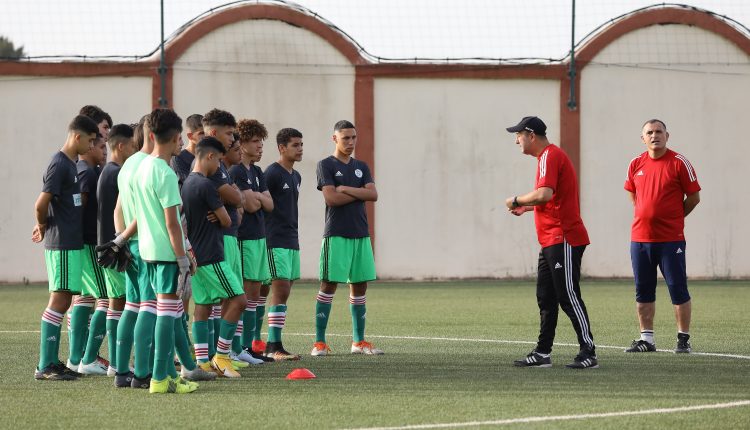 كأس الأمة العربية تحت 17 سنة: انطلاق تربص المنتخب الوطني بالجزائر